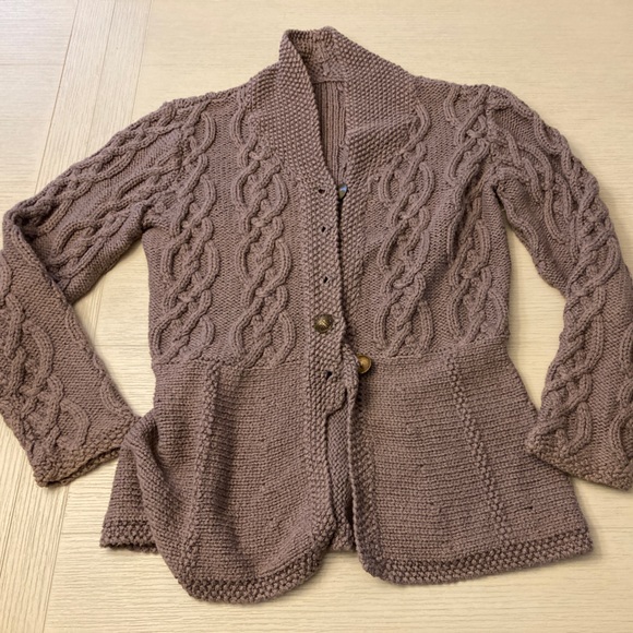 cable cardigan taupe/rose color. Detailed metal buttons Small/Med - Picture 2 of 7